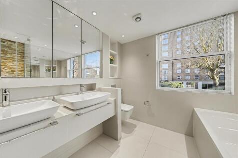 1 Court Close, St. John's Wood Park NW8 6NN-1.jpg