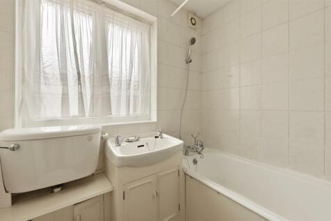 Harlech Gardens - IHFNv937Zh47uc6Z7ekv.jpg