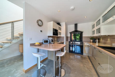 7b1b40e4-c3a9-489...