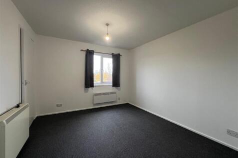 Downland, Two Mile Ash, Milton Keynes, MK8 8AS photo 5