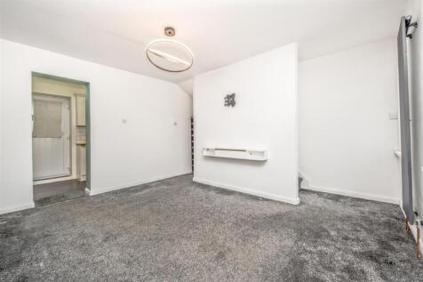Living Room: