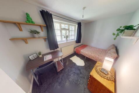 5 Clinton Court, Nottingham, NG1 4DS photo 4