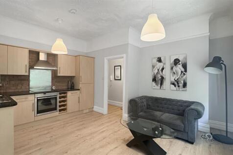 Kitchen Lounge