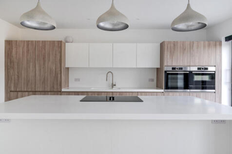 1335989-19-6895ce...