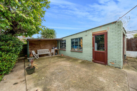 1370448-3-68fa88a...