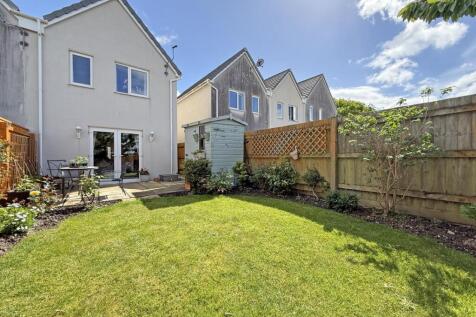 Grassendale Avenue 39 - Rear.jpg