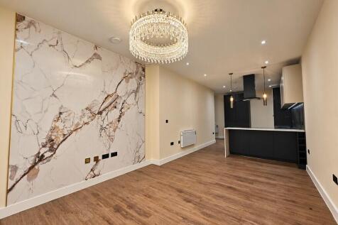 Bingley House, The Halcyon, Croft Road photo 4