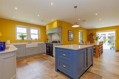Kitchen-4.jpg
