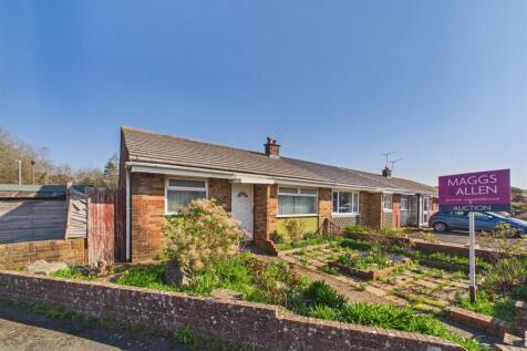 1 - Bungalow in Yate.jpg