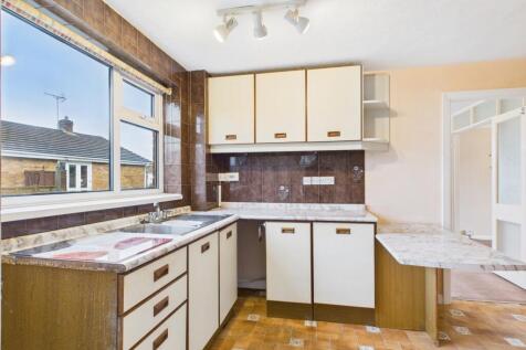 EweMove Spalding -  Cathedral Drive - Kitchen