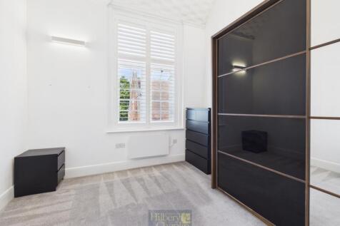 Tudor Court The Galleries, Warley, Brentwood, Essex, CM14 photo 3