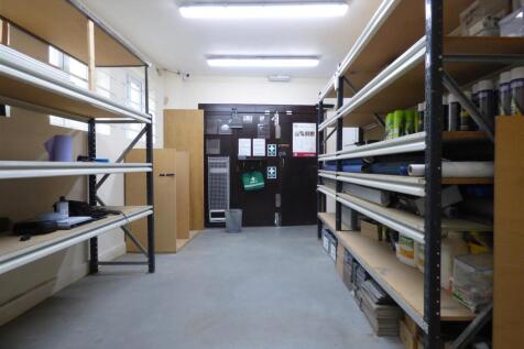 Workshop / Store