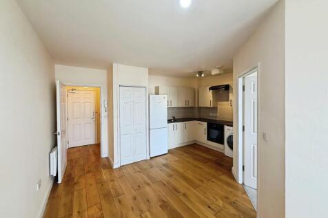 Haywood House, Bretton, PE3 photo 5