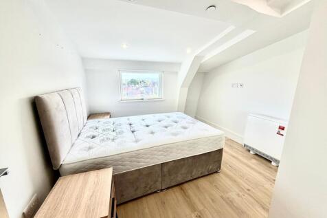 Virginia House, Walton Street, Aylesbury, Buckinghamshire photo 3