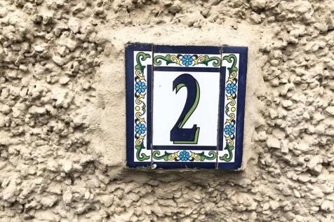 Number plaque