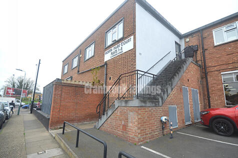 Flat for Sale North Park Court, Romford RM1