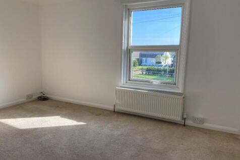 Falcon Way, Hailsham, East Sussex, BN27 photo 4