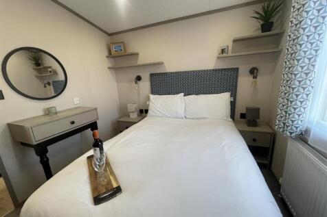 3 Bedroom Static Home For Sale By Guildcrest Estat