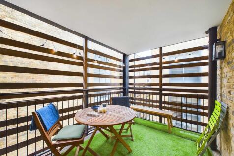 CAM03741G0-PR0059...