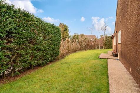 SIDE AND REAR EXTERNAL