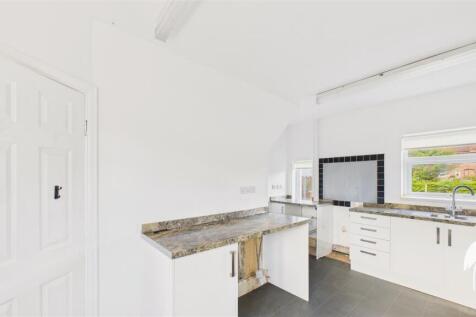 Breakfasting Kitchen