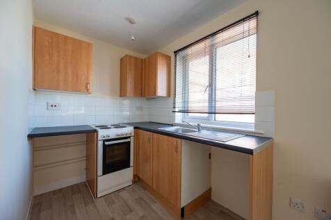 Flat 3 Gable Mews 23 2.jpg