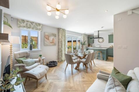 Kitchen/Dining/Family