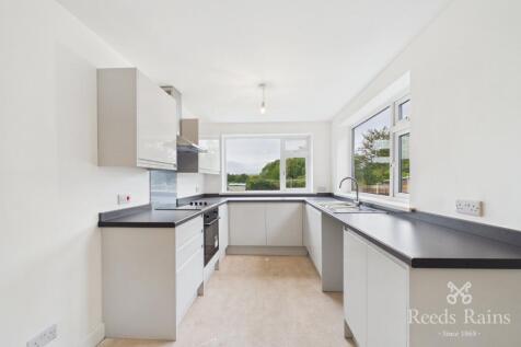 Moorfield Avenue, Denton, Manchester, Greater Manchester, M34 photo 4