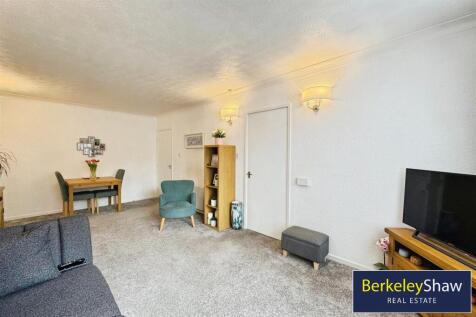 Living/dining room (3)