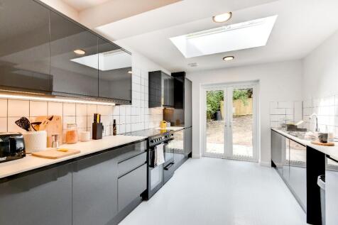 Talbot Crescent, BN1 photo 4