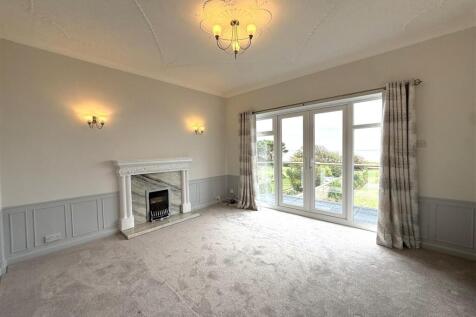 Clifton Drive, Lytham St. Annes photo 4