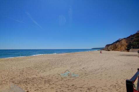 salema beach 4km away