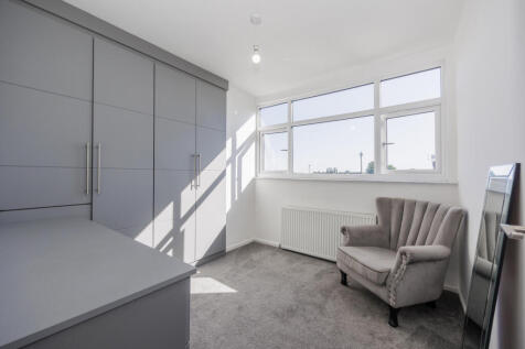 21 Longton avenue-76