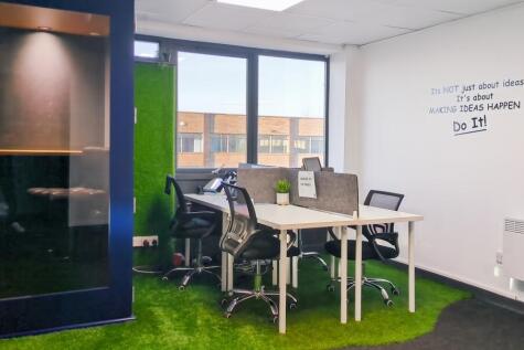 Serviced Office to rent Image 7