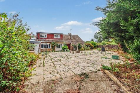 OAK LODGE CASTLEDON ROAD OUTSIDE-5.jpg