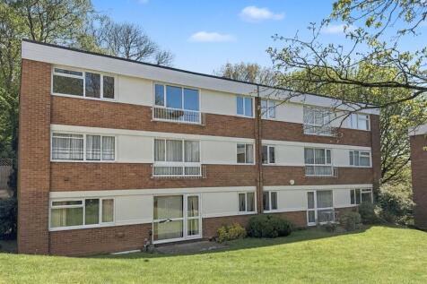 Flat 28 Lloyd Square, 16 Niall Close, Birmingham, West Midlands, B15 3LX
