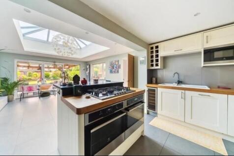 Benham Hill, Thatcham, RG18 photo 4