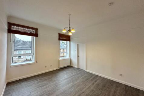 2-bed flat on Miller Street, Wishaw, North Lanarkshire, ML2, £725/mo