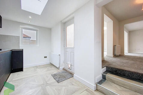 New Fitted Kitche...