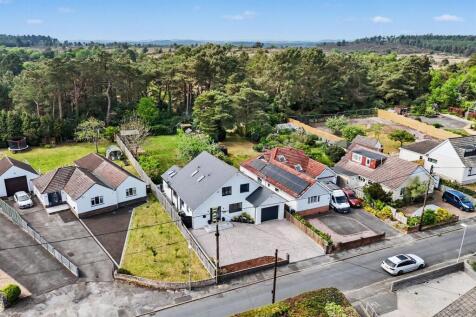 Click to visit Rightmove listing