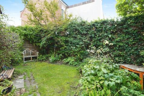 27485057--40E5-9FB9-9ABD210548A2-22198-000008A31E5