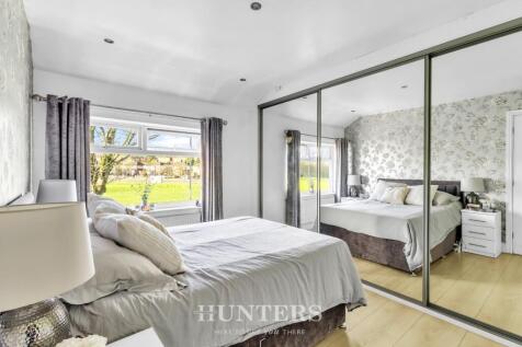 Kelvin Avenue (14).jpg