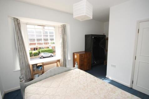 Fitzneal Street, East Acton, London, W12 0BB photo 4