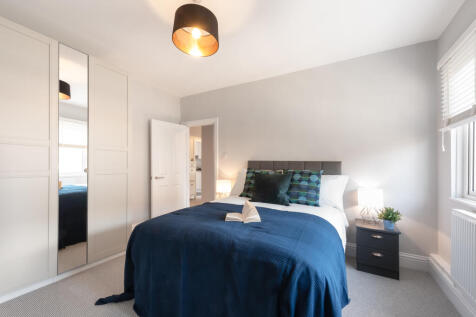 1-bed flat on Saltwood Grove, Southwark, London, £1,400/mo