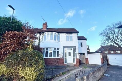 Leeds, LS17 - property photo