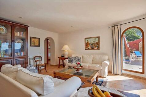 06-cala llamp- Mediterranes Haus mit Meerblick in privilegierter Lage-kaufen-sofas