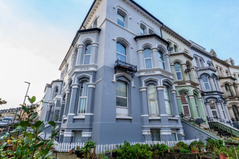 Isle Of Man, IM1 - property photo