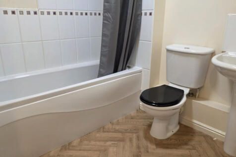 Eccles New Road,  Salford, M5 photo 3