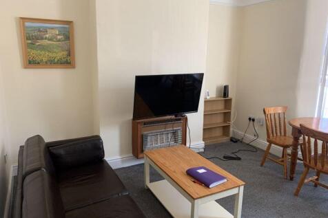 Three bedroom Student House - 49 Cranborne Road. L15 photo 4