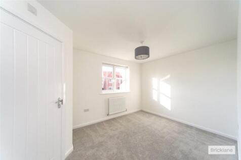 Thorpe Close, Stone Cross, Pevensey, BN24 photo 4